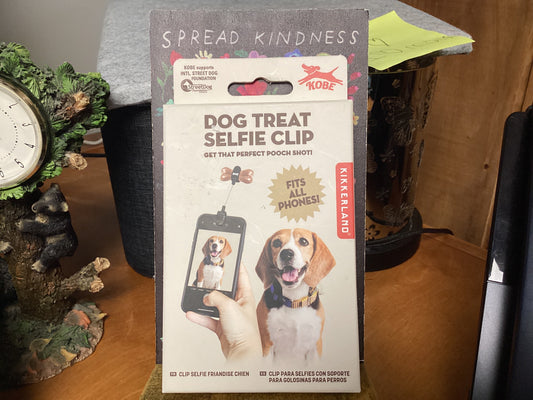 Dog Treat Selfie Clip